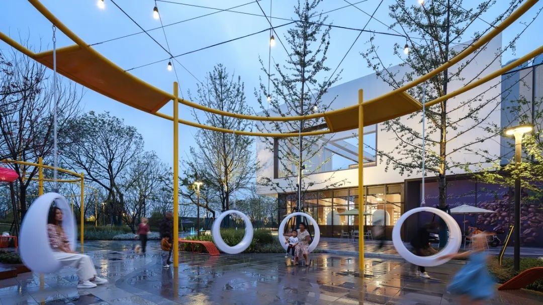 組合秋千.jpg 組合秋千.jpg